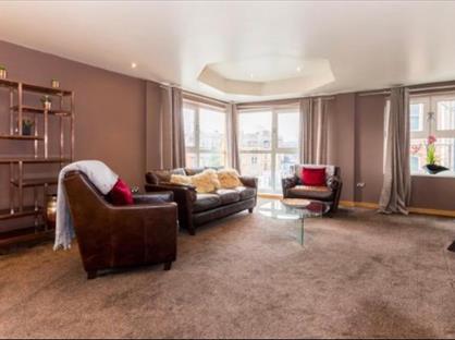 2 Bed Flat, The Bridge Apartments, LS10