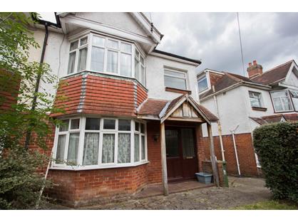 4 Bed Semi-Detached House, Granby Grove, SO17