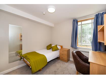 Room in a Shared House, Chandler House, WC1N