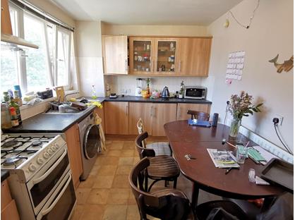 5 Bed Flat, Joseph Trotter Close, EC1R