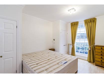 Room in a Shared House, Denmark Gardens, SM5