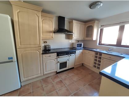 6 Bed Terraced House, Brewhouse Walk, SE16