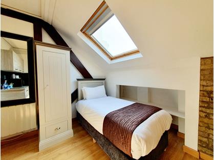 Studio Flat, Rotherhithe New Road, SE16
