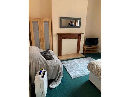 Room in a Shared House, Frederick Street, WA8