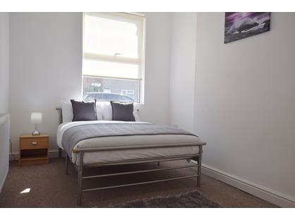 Room in a Shared Flat, Queen Street, DN22
