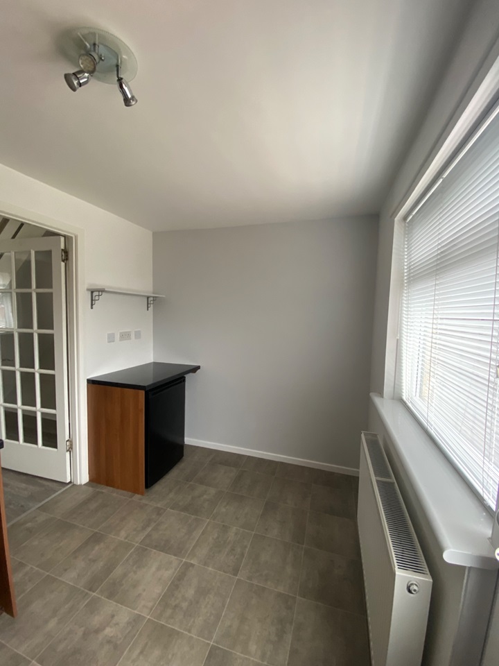 Renfrew 1 Bed Terraced House, Fleet Avenue, PA4 To Rent Now for £
