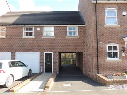 2 Bed Flat, Lilac Way, S72