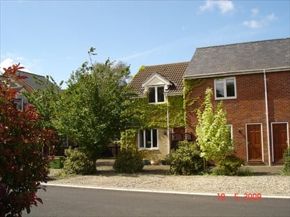 1 Bed Terraced House, The Moor, SG8