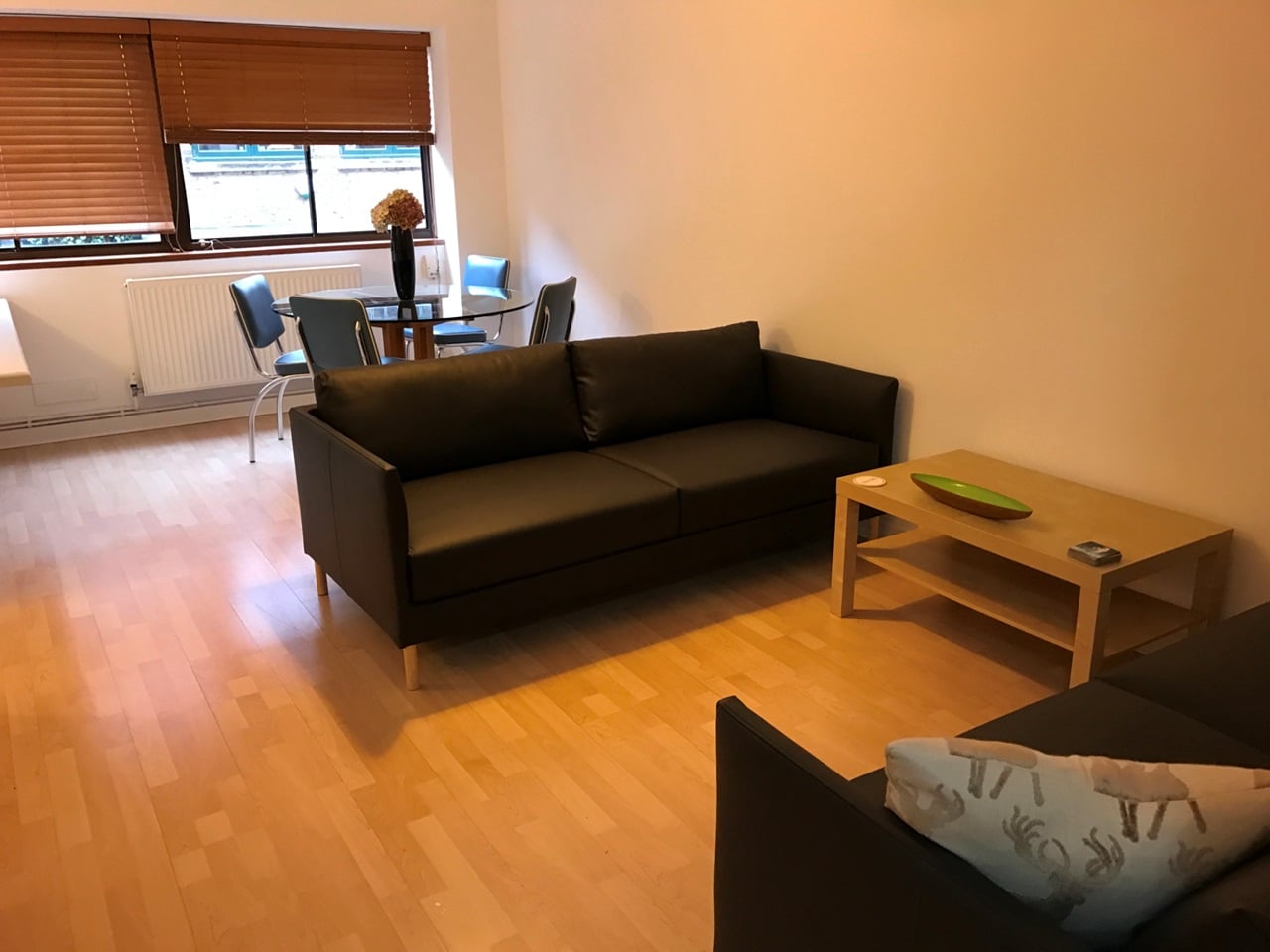 1 Bed Flat, Brownlow Mews, WC1N photo 4