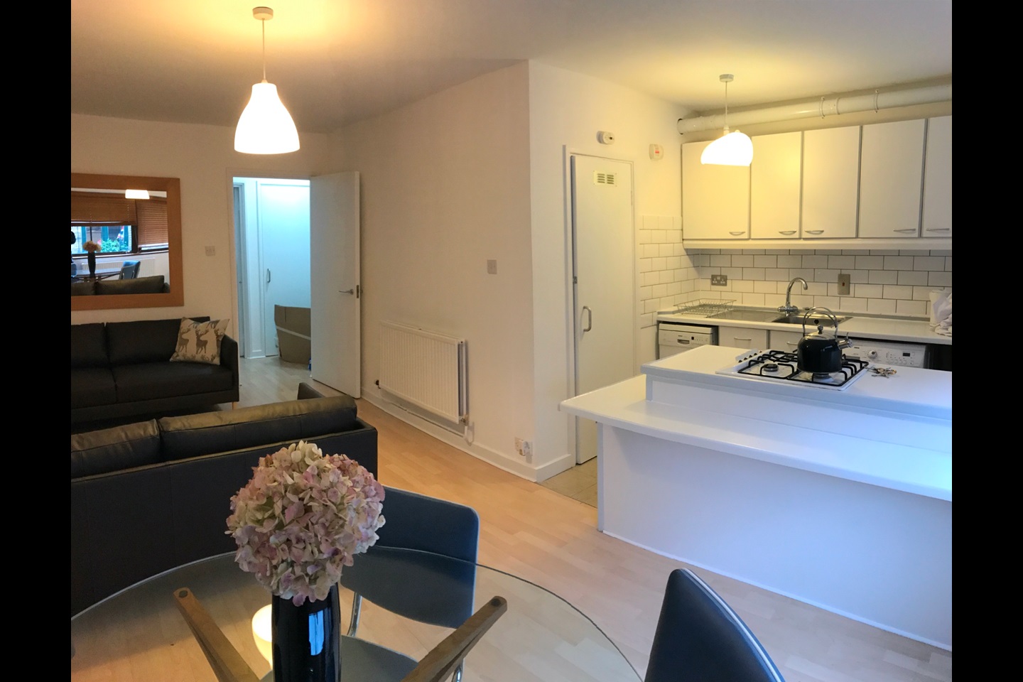 1 Bed Flat, Brownlow Mews, WC1N