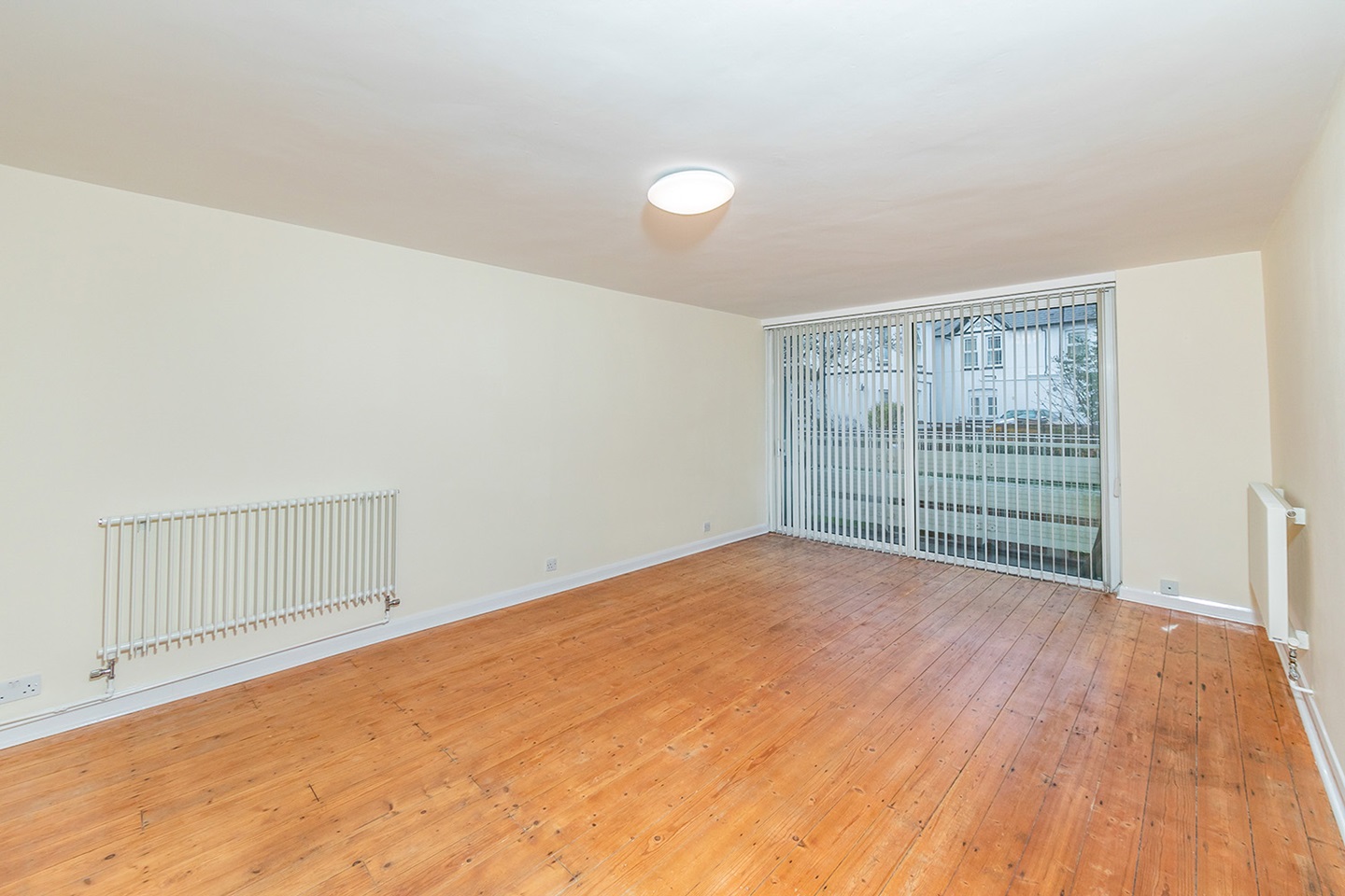 Additional image 3 of 2 Bed Flat, Petworth Court, RG1, N1 7GU