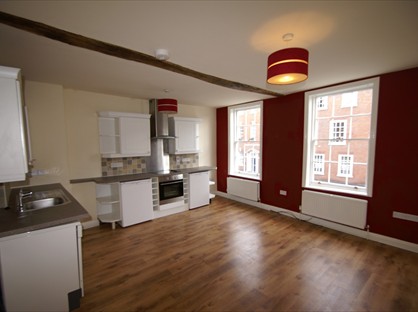 1 Bed Flat, Off Britannia Square, WR1