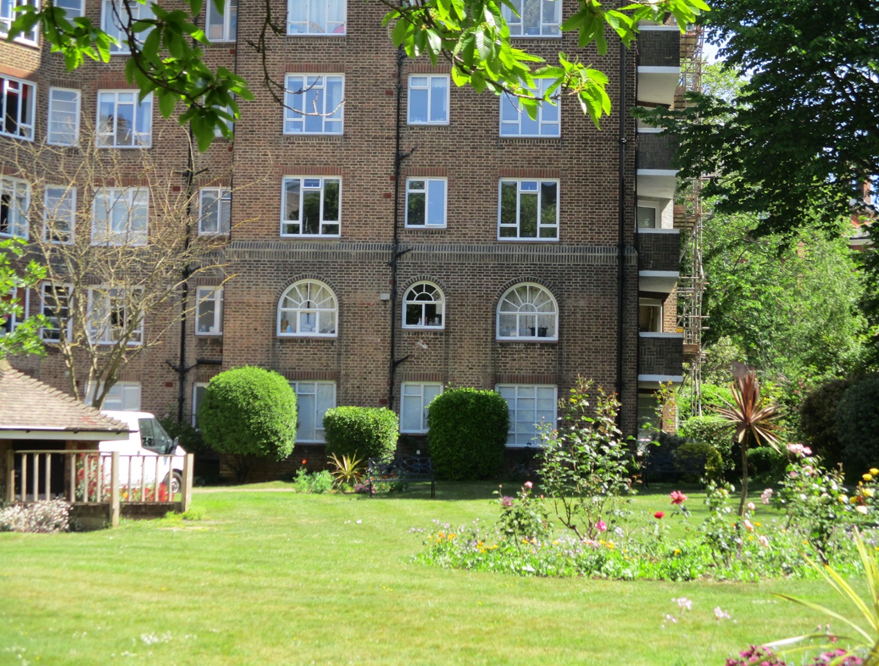 Hove 2 Bed Flat, Furze Hill, BN3 To Rent Now for £1,680.00 p/m