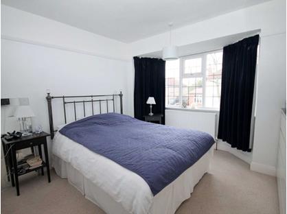 3 Bed Detached House, Baches Street, N1