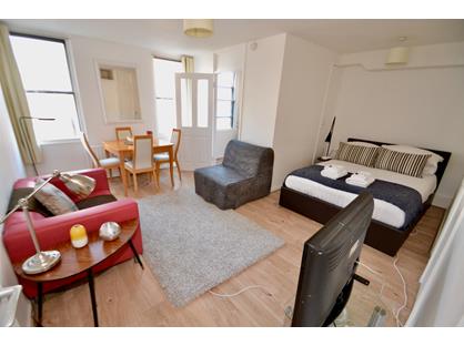 Studio Flat, Thorndike House, SW1V