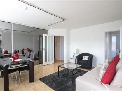 2 Bed Flat, Townsend House, W1D