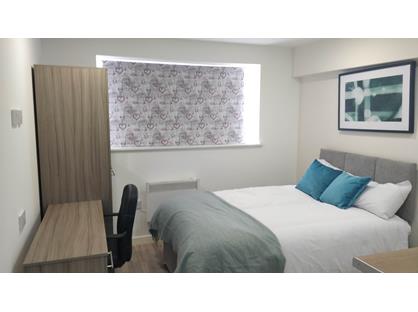 Studio Flat, Sylvan House, ST1