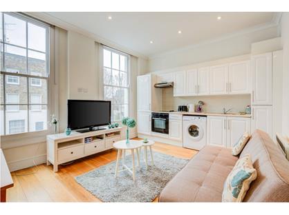 1 Bed Flat, St Peters Street, N1