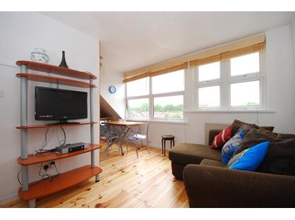 Room in a Shared Flat, London, SW6