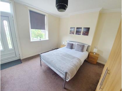 Room in a Shared House, Main Street, NG20