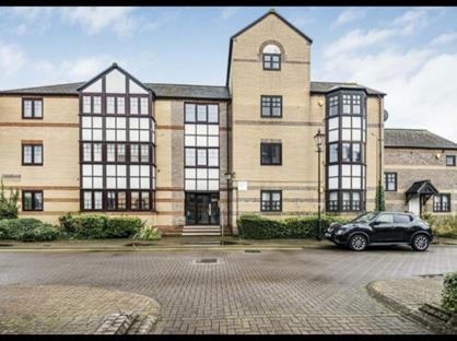 2 Bed Flat, Waterside Gardens, RG1