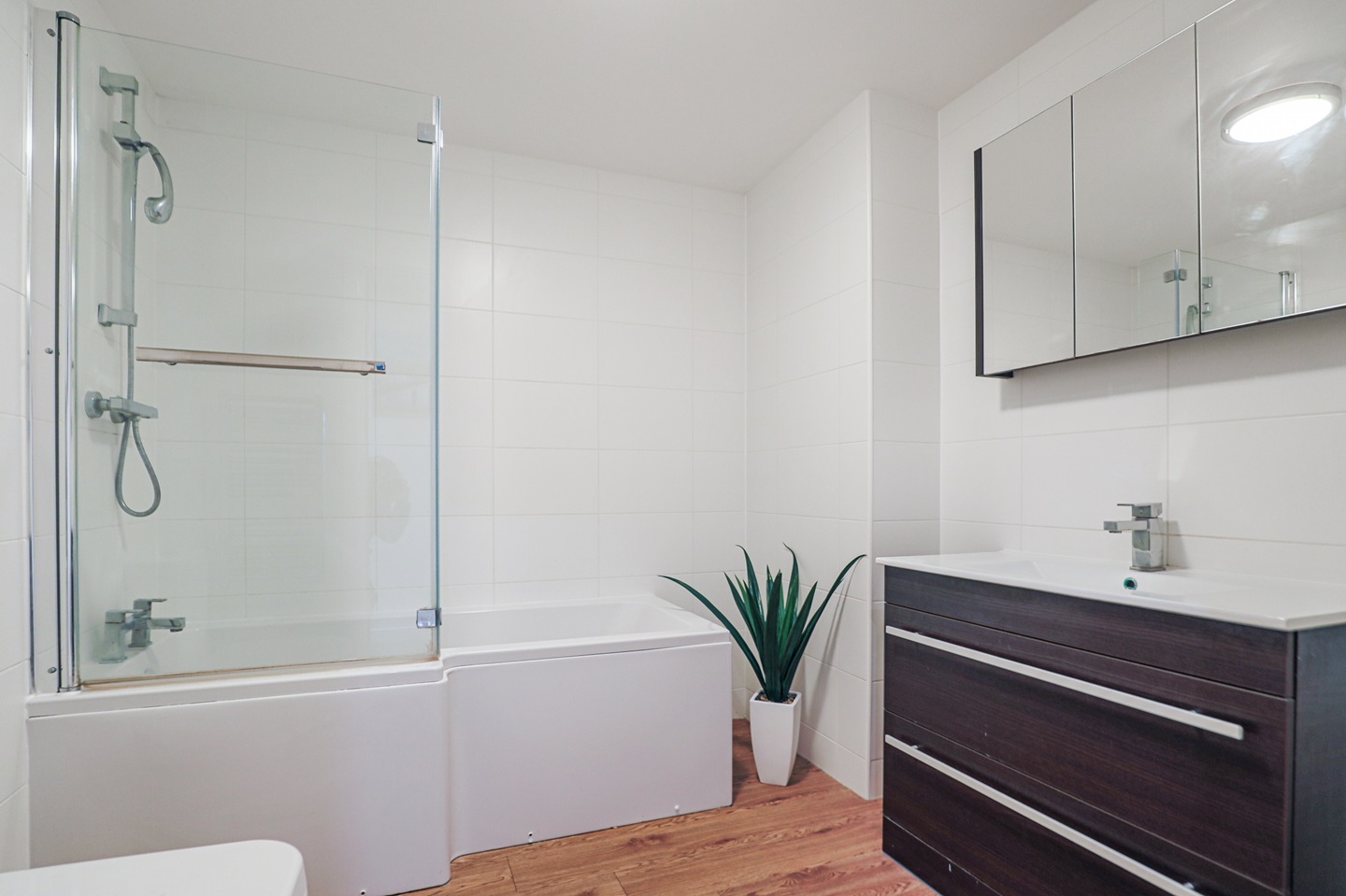 Additional image 11 of 3 Bed Flat, Blenheim Court, LE1, N1 7GU