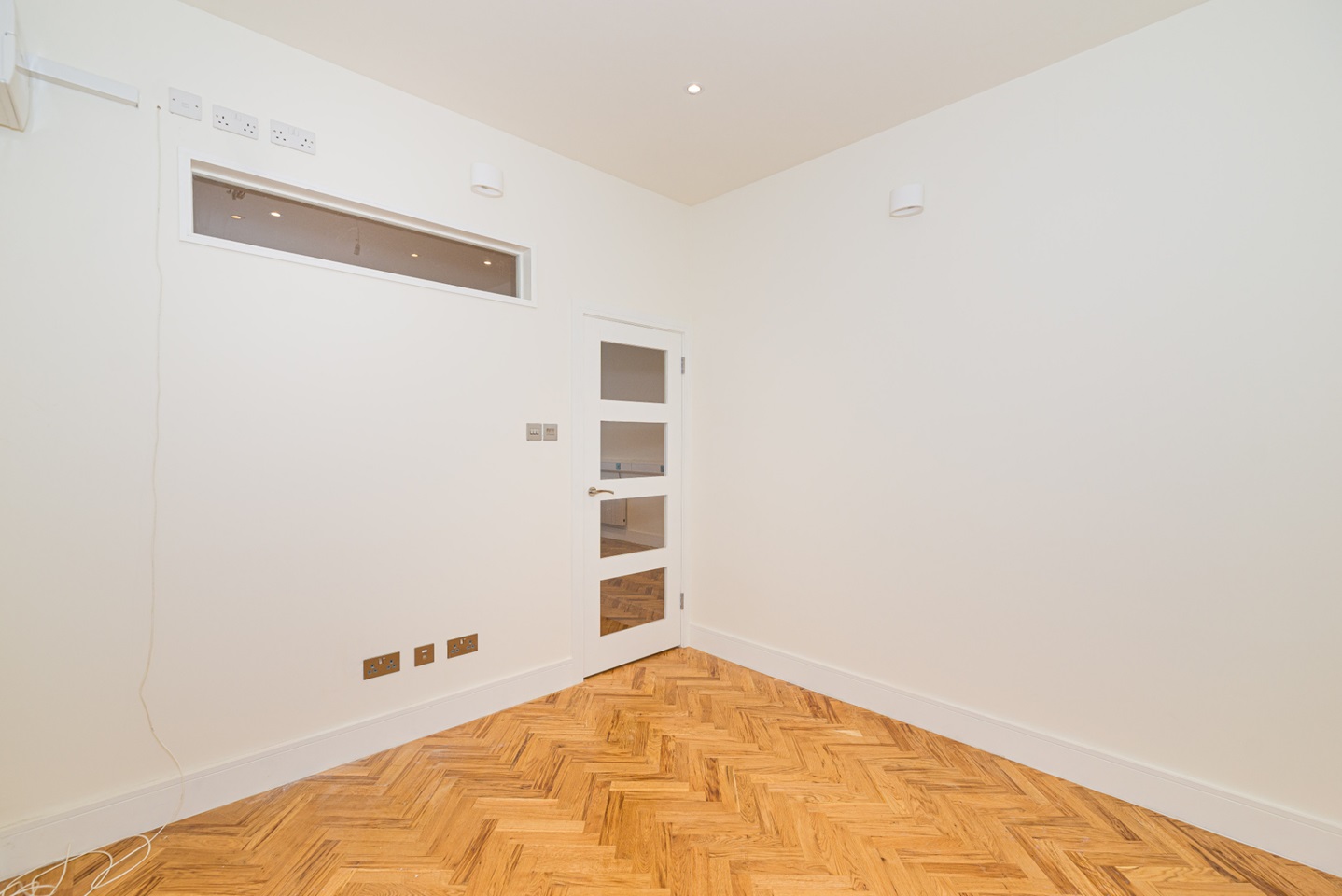 London 1 Bed Flat, Calvin Street, E1 To Rent Now for £1,700.00 p/m