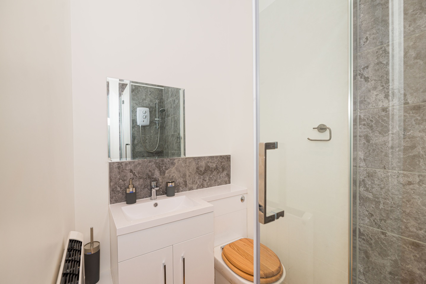 London 1 Bed Flat, Calvin Street, E1 To Rent Now for £1,700.00 p/m