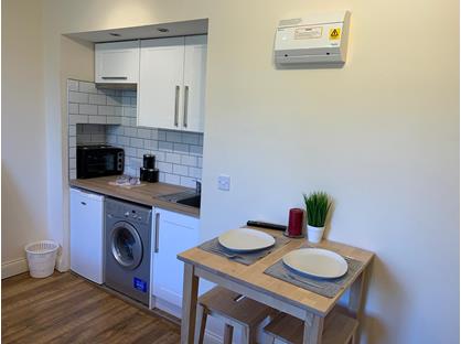 Studio Flat, London, NW5