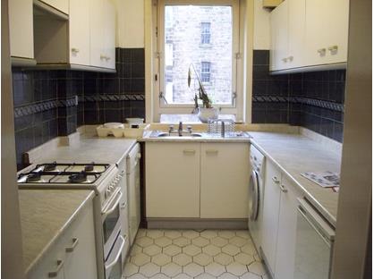 3 Bed Flat, Ballindalloch Drive, G31