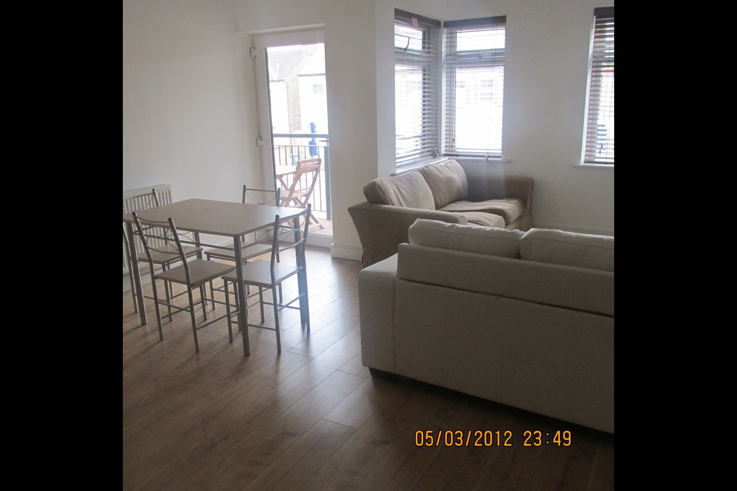 2 Bed Flat, Cherry Hinton Road, CB1 photo 2