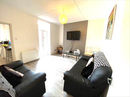 4 Bed Terraced House, Richardson Street, NE6