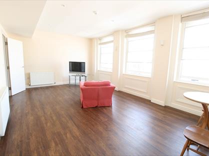 1 Bed Flat, High Street, CO1