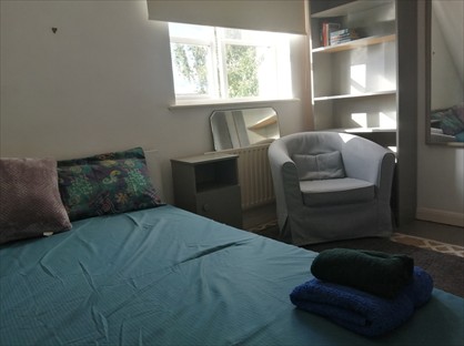 Room in a Shared House, Langridge Mews, TW12