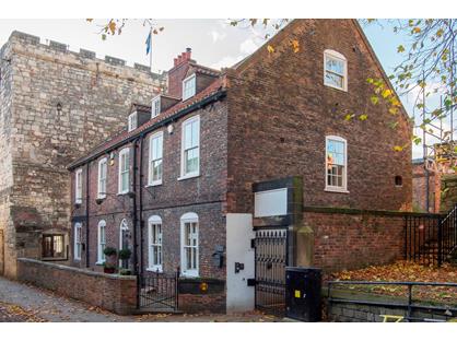 3 Bed End Terrace, Lendal Bridge, YO1