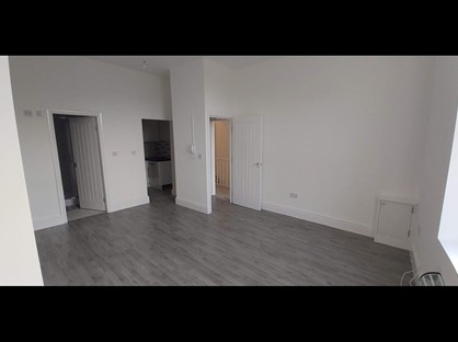 Studio Flat, Stanley Road, L20