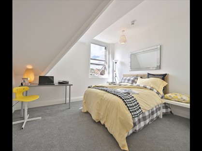Room in a Shared Flat, Linthorpe Road, TS1