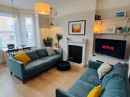 2 Bed Flat, Darracott Road, BH5