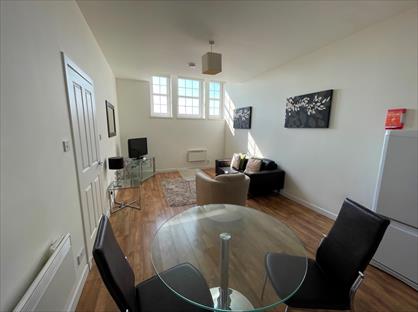 1 Bed Flat, Fraser House, AB11