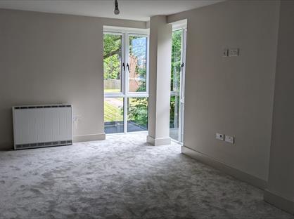 2 Bed Flat, Reverdy House, CO2