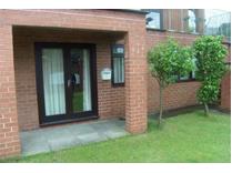 1 Bed Flat, Batley, WF17