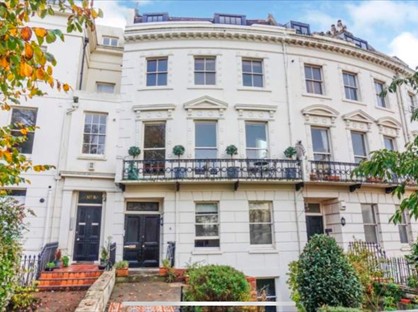 1 Bed Flat, Montpelier Crescent, BN1
