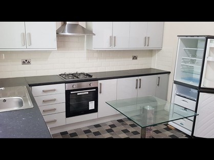 2 Bed Terraced House, Green Street, BB10
