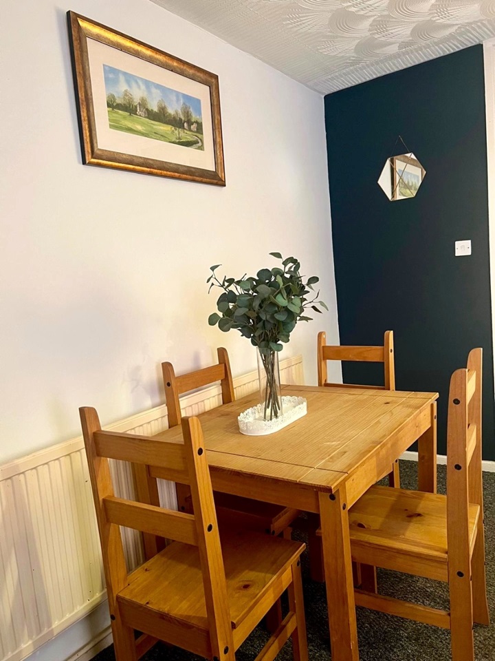 Stourbridge Room in a Shared House, Cross Walks Road, DY9 To Rent