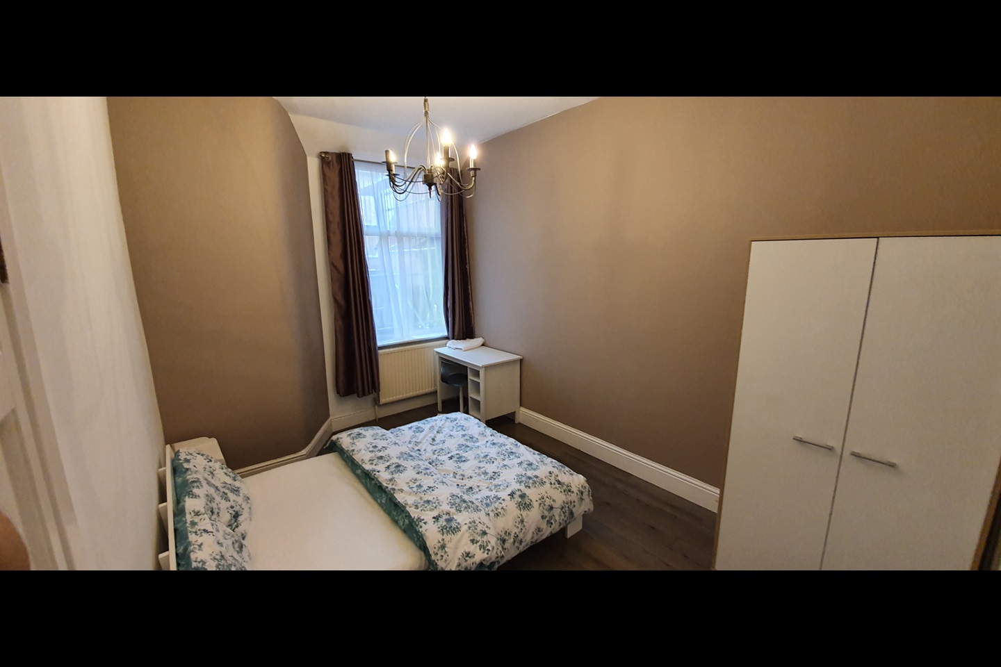 4 Bed Terraced House, Delaunays Road, M8