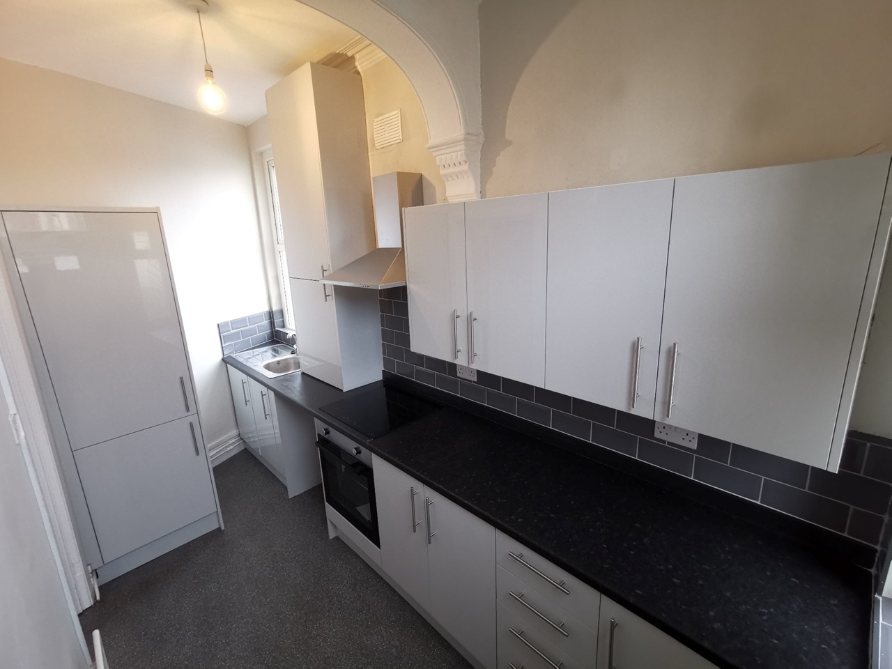 2 Bed Flat, Selby Street, CH45 photo 5