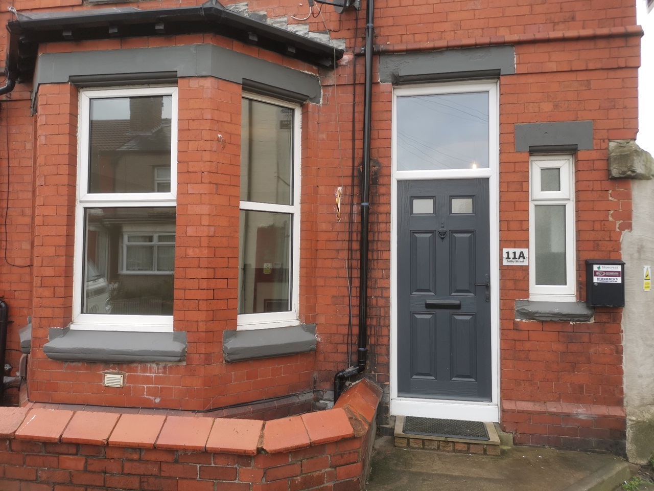 2 Bed Flat, Selby Street, CH45 photo 2