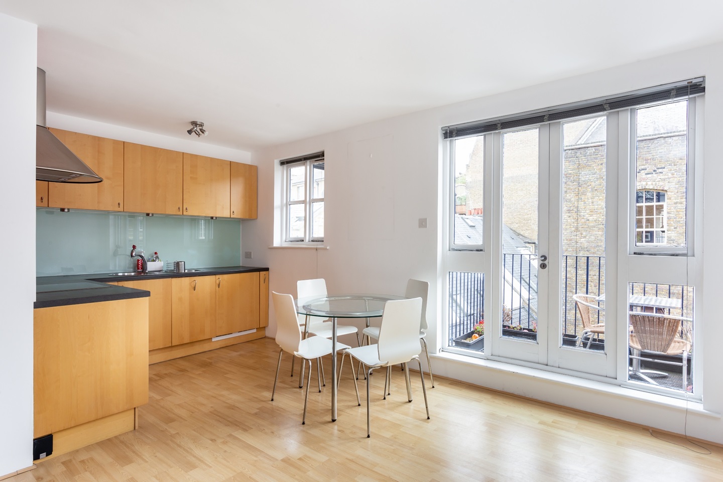 Additional image 4 of 1 Bed Flat, Thames Heights, SE1, N1 7GU