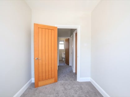3 Bed Terraced House, Beechwood Avenue, CR7