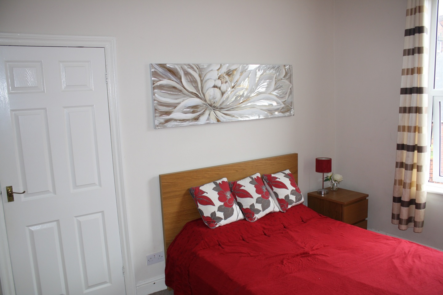 2 Bed Terraced House, Kepler Grove, LS8 photo 5